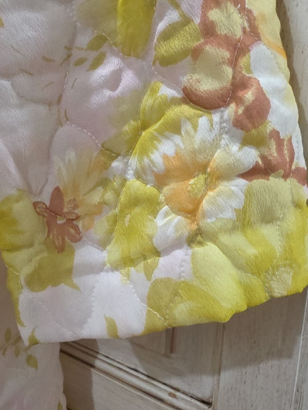 Vintage 1960's Floral Quilted Belted Coatigan in Pastel Yellow & Peach - Picture 5 of 15